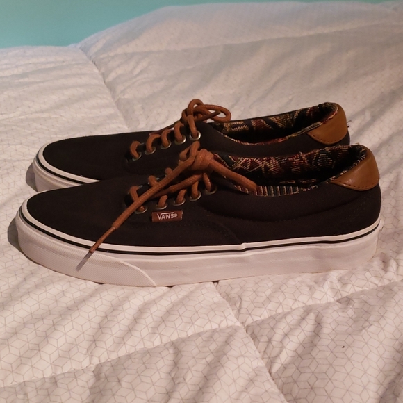 Vans - Shoes - Picture 3 of 5